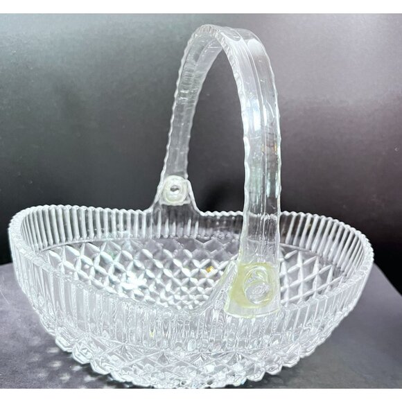 Vtg EAPG Clear Pressed Glass Basket Diamond Pattern Lucite Handle Fruit Candy - Picture 1 of 10